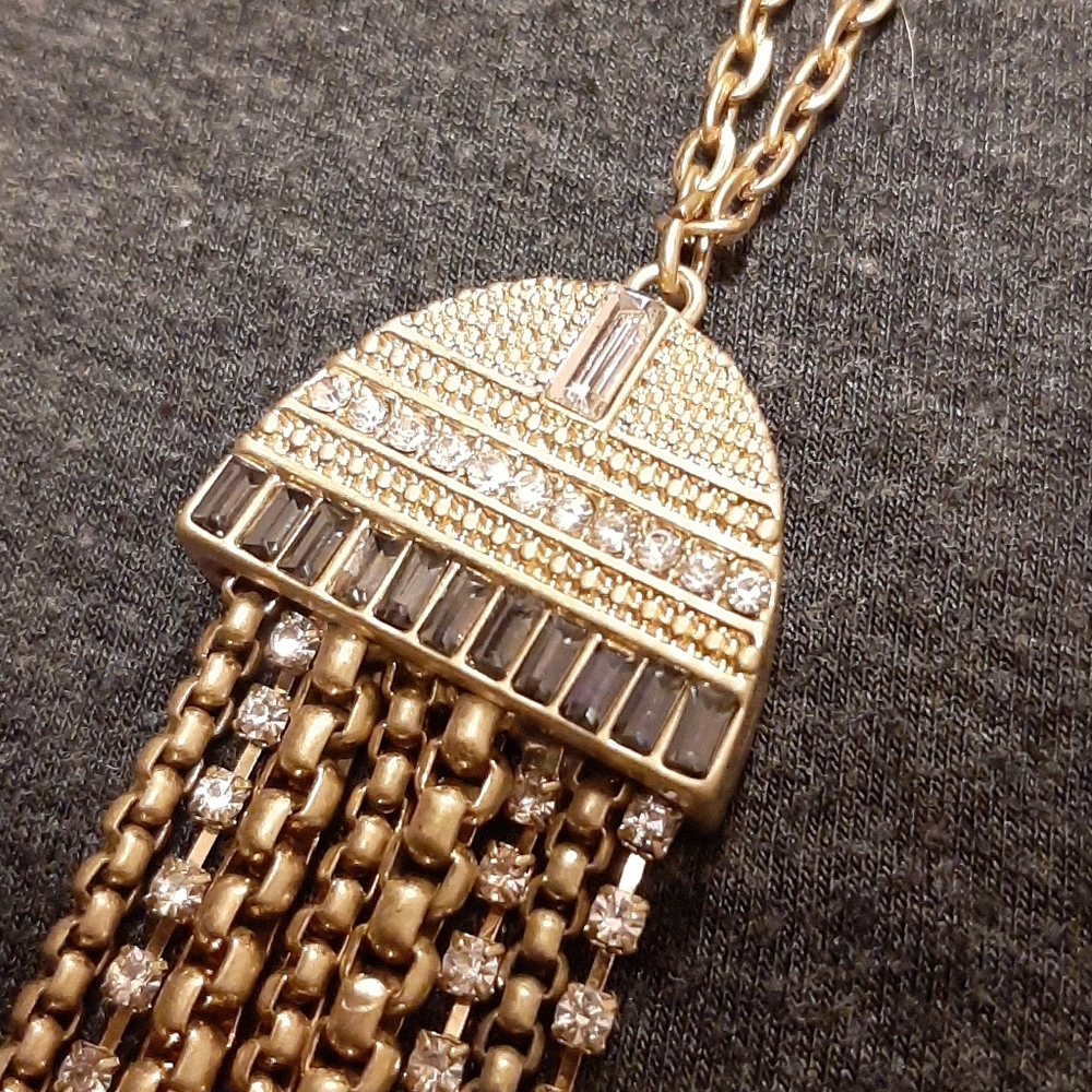 Necklace - Picture 2 of 3